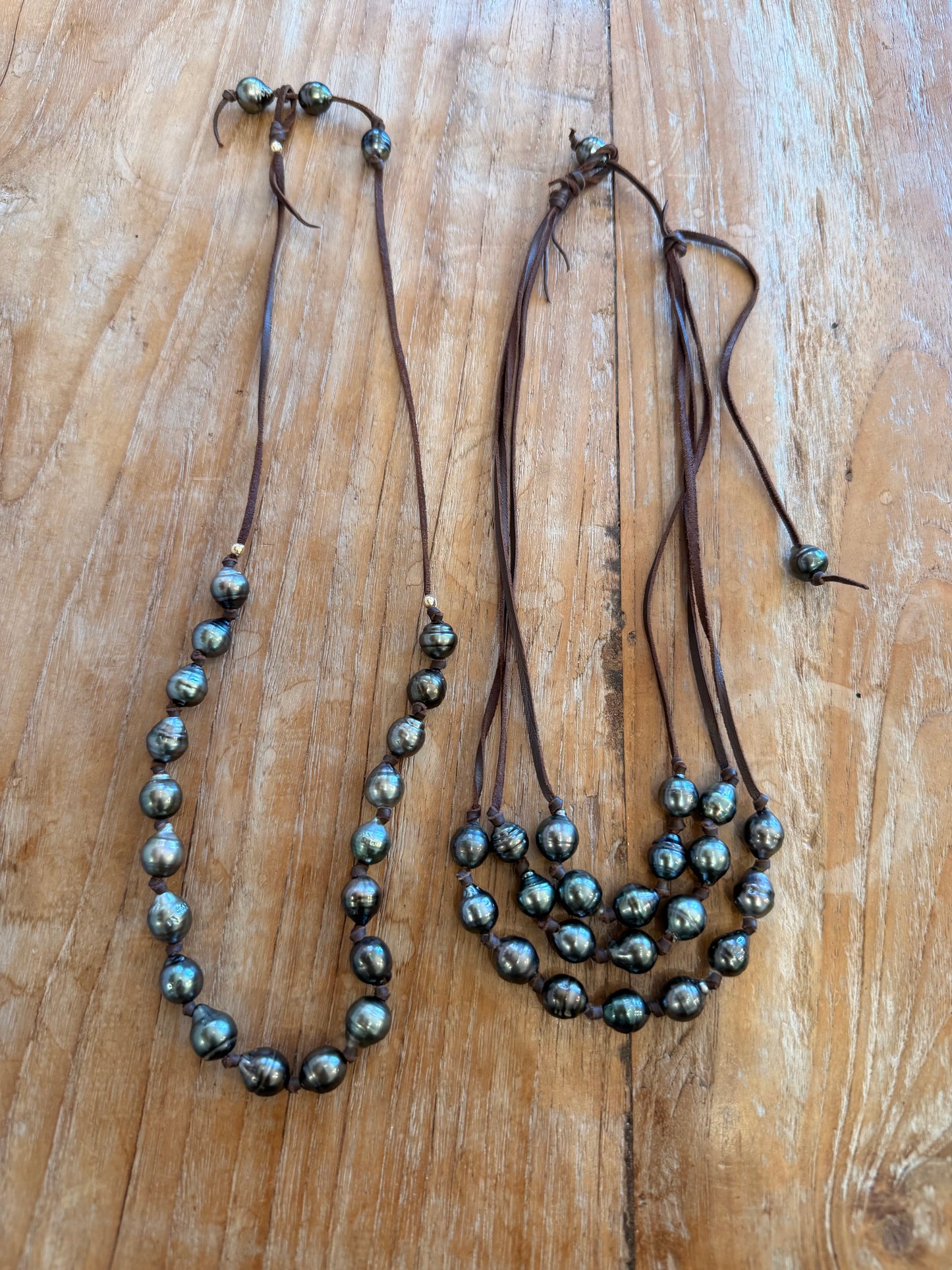 BA Tahitian pearl/ leather