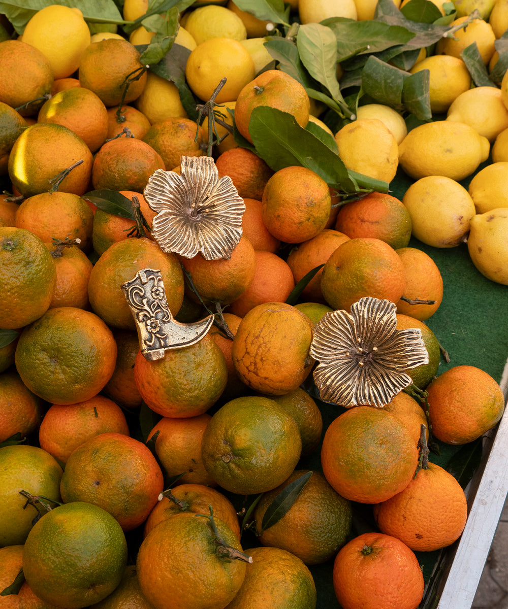 Hibiscus Knob