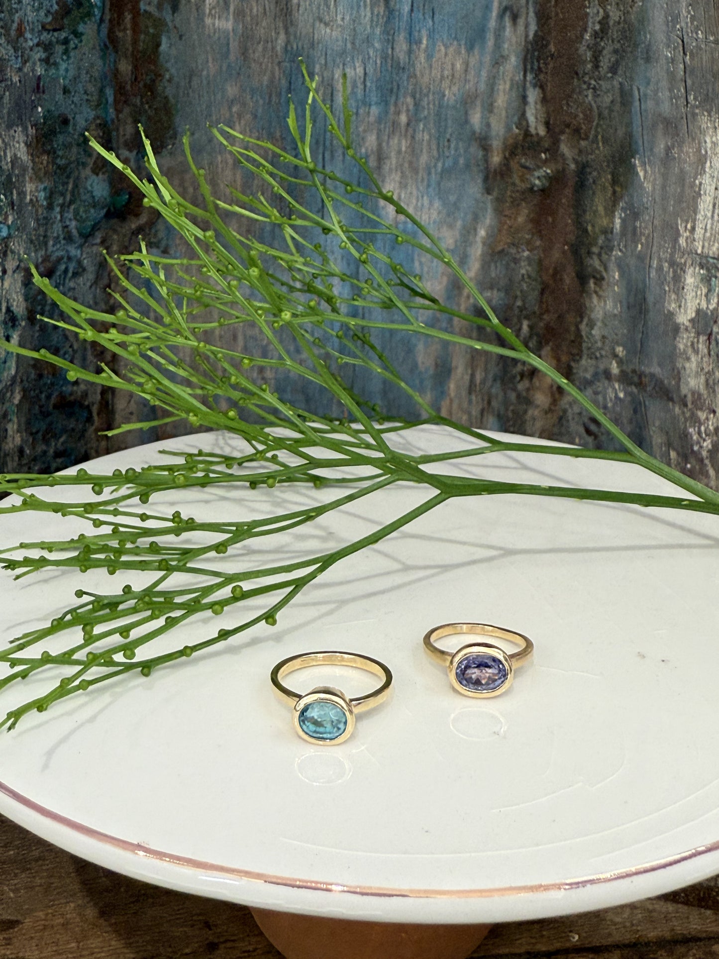 14k Gold Single stone ring