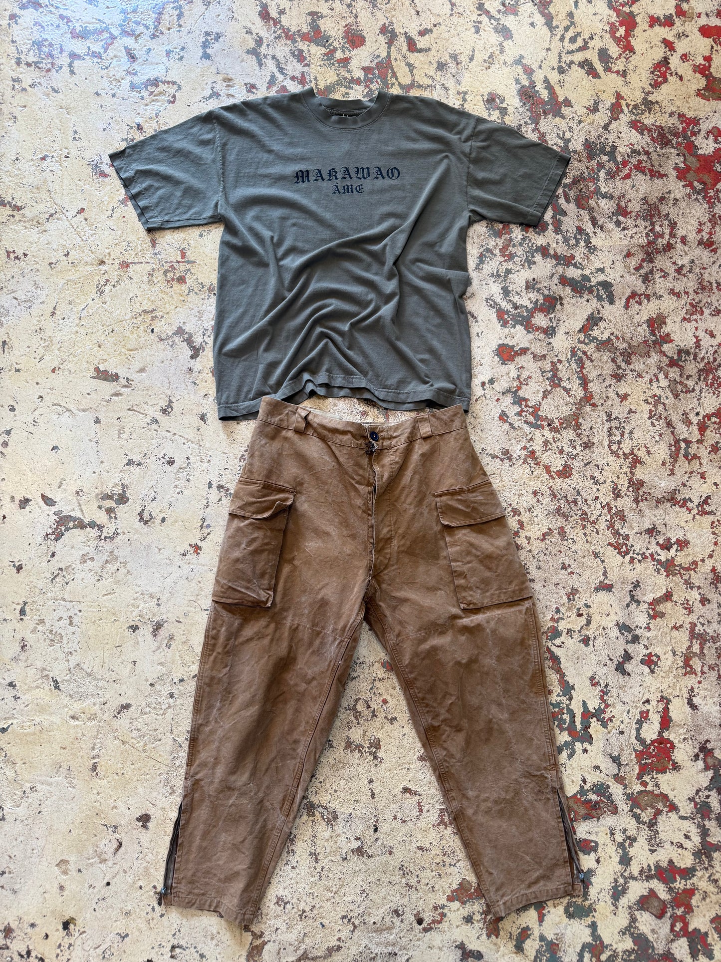 MAKAWAO ÂME Tee ARMY