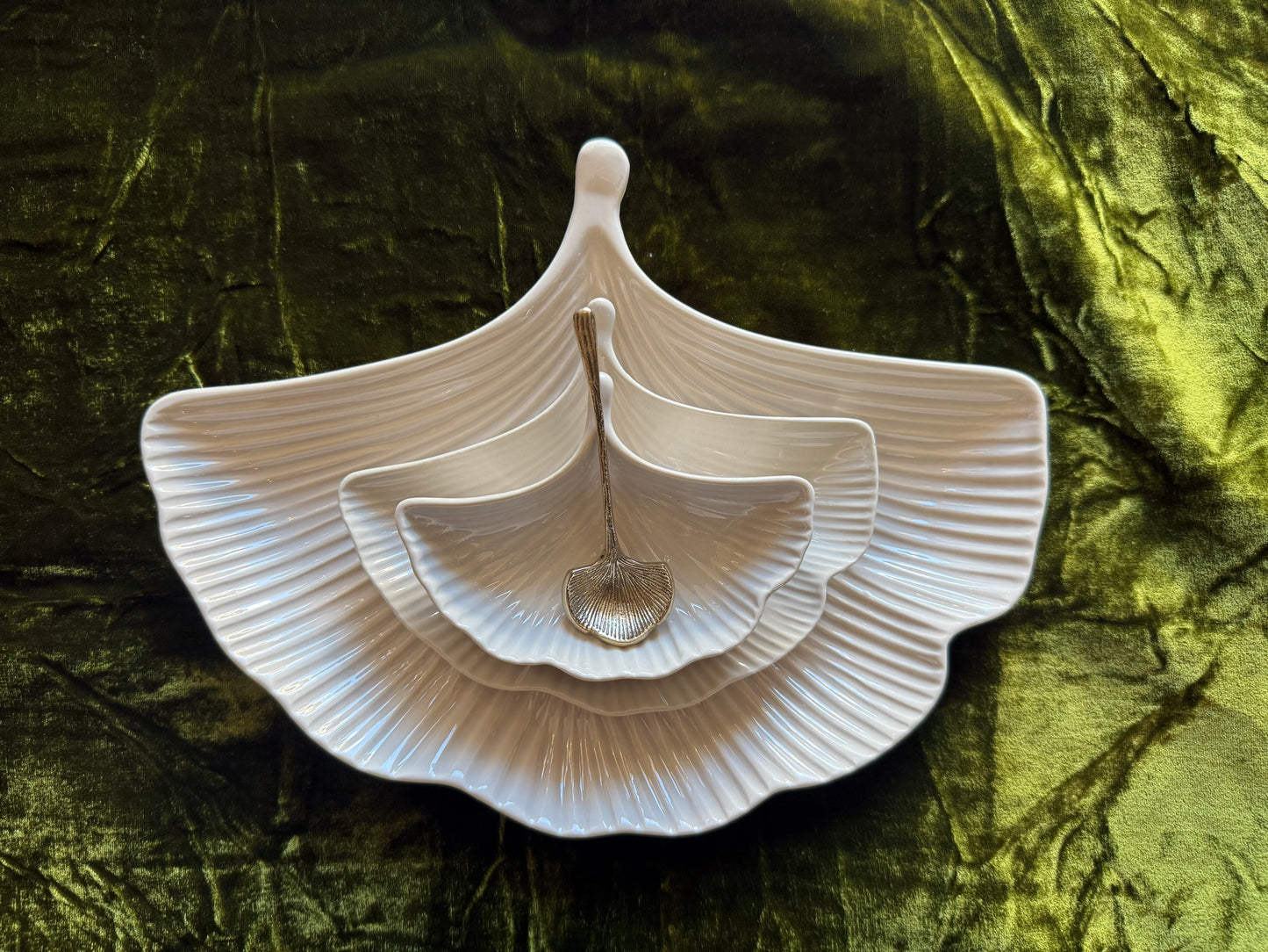 Ginkgo Plate 10 inch