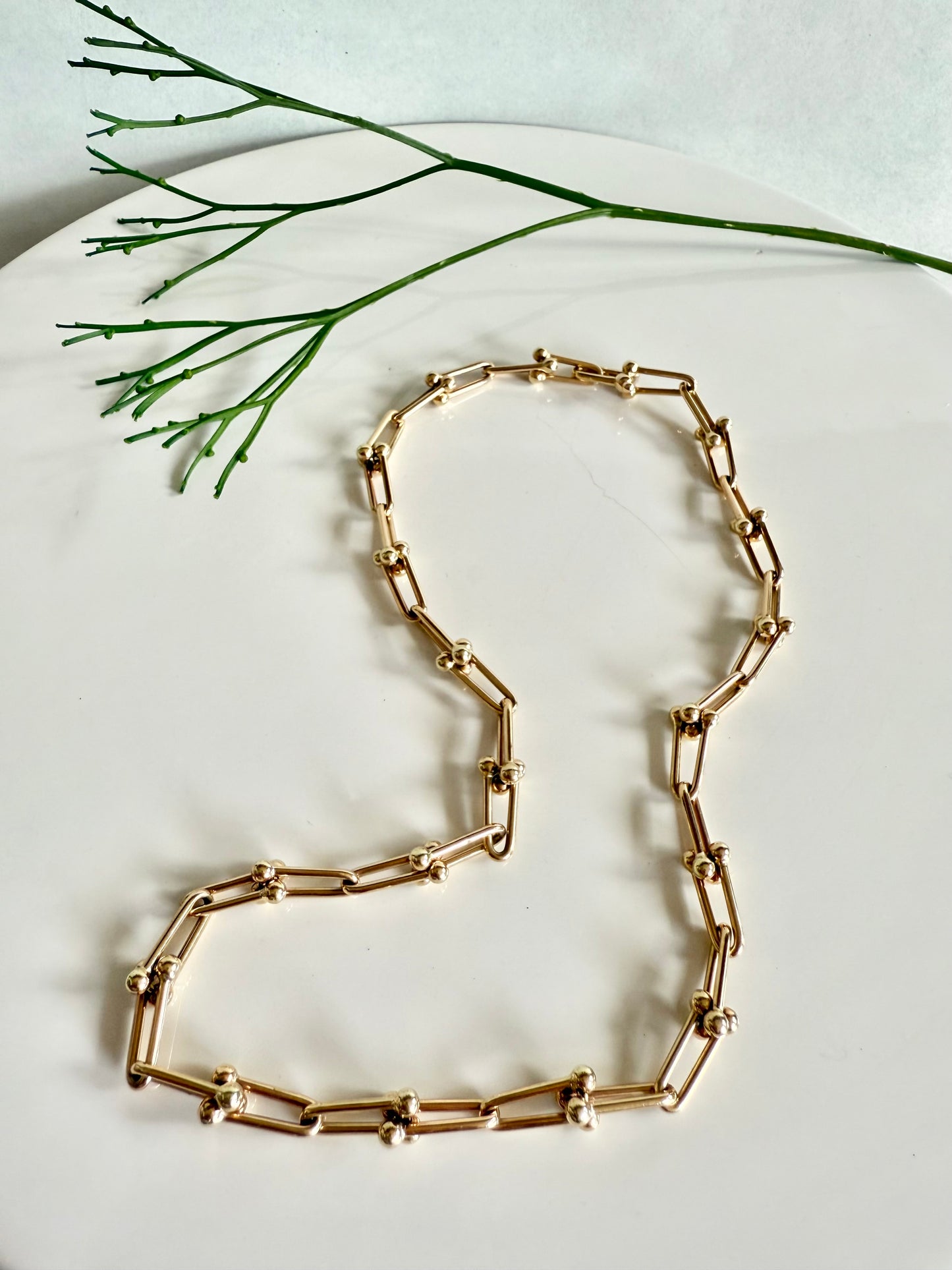 Tiffany hardware chain