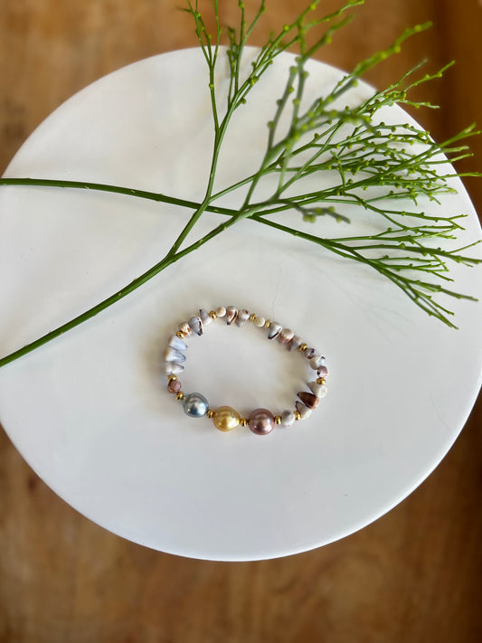 Mini cone shells + pearls bracelet
