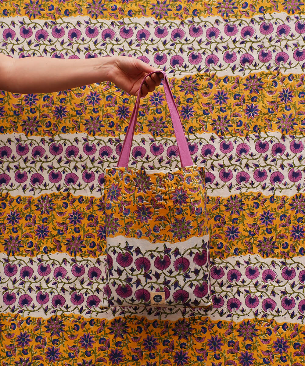 Camila Throw in Tote