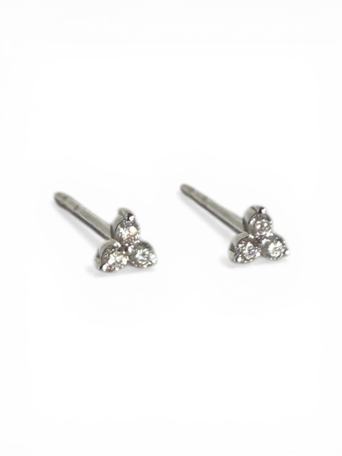 14K White Gold Diamond Flower Studs