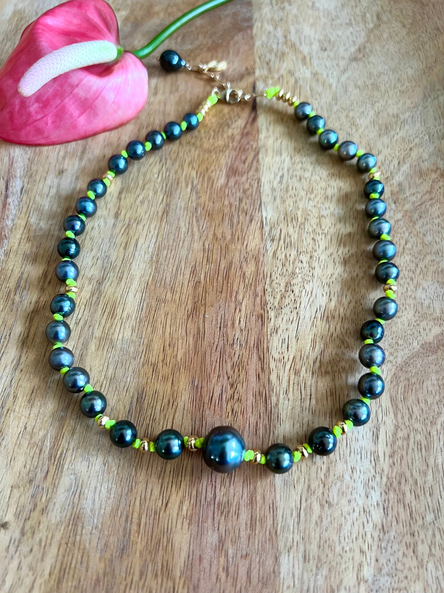 Megan Tahitian pearl necklace