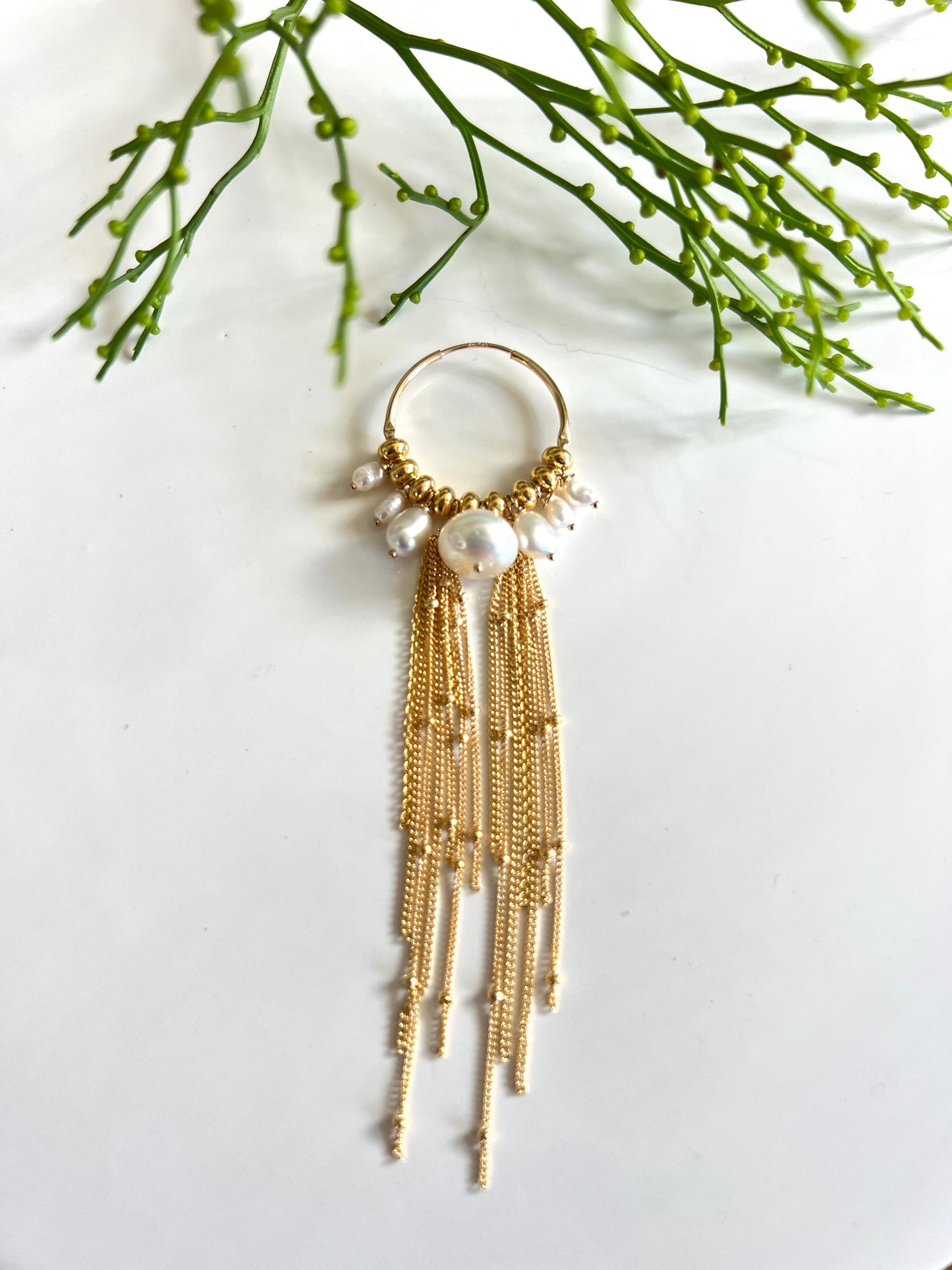 White south sea pearl and keshi fringe chain one sided hoop